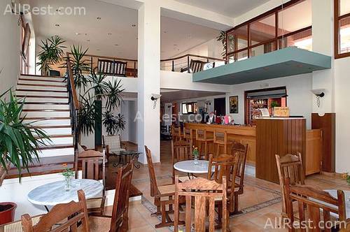 Atrium Hotel 5